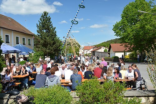 Maibaumfest Lengfeld