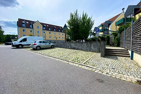 Parkplatz Evang. Kirche