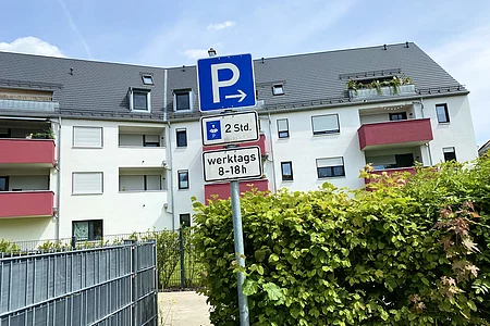 Parkplatz Evang. Kirche