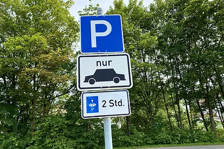 Parkplatz Friedhof