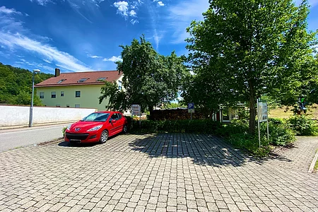 Parkplatz Kirche Oberndorf