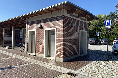 Öffentliche Toilette - Am Mühlbachparkplatz