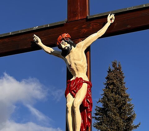 Neues Kreuz Neuer Friedhof